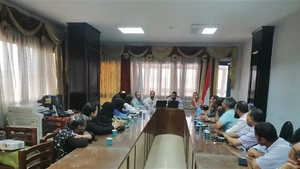 وفد رقمنة وزارة الرياضة يقوم بزيارة لمديرية سوهاج ويعقد ورشة عمل عن الأمن السيبراني وفد رقمنة وزارة الرياضة يقوم بزيارة لمديرية سوهاج ويعقد ورشة عمل عن الأمن السيبراني