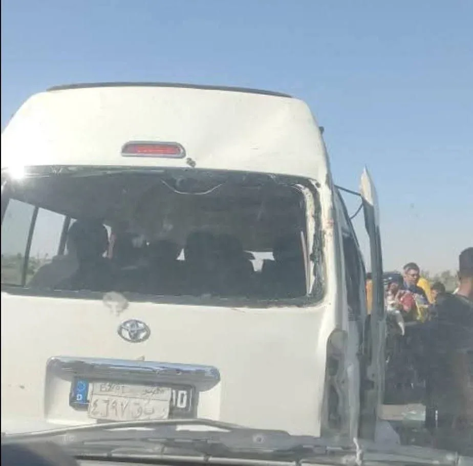 إصابة 19 فردًا نتيجة تصادم بين ميكروباص وسيارة خاصة في دار السلام بسوهاج