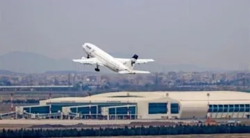 إيران تعلن عن فتح الأجواء للجزء الشرقي من البلاد