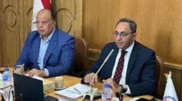 محافظ قنا يعلن عن خطة طموحة للتنمية لتحقيق توازن عمراني شامل بين قنا التقليدية والحديثة.