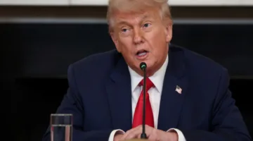 الرئيس الأمريكي يُعلن عن عقد محادثات مع إيران الأسبوع المقبل.