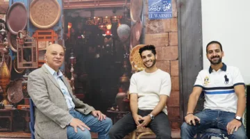 النجم الدولي مينا مسعود يزور مستشفى 57357 لتقديم الدعم للأطفال المصابين بالسرطان