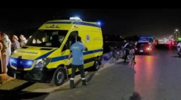 إصابة 19 فرداً في حادث تصادم بين ميكروباص وسيارة خاصة على طريق سوهاج