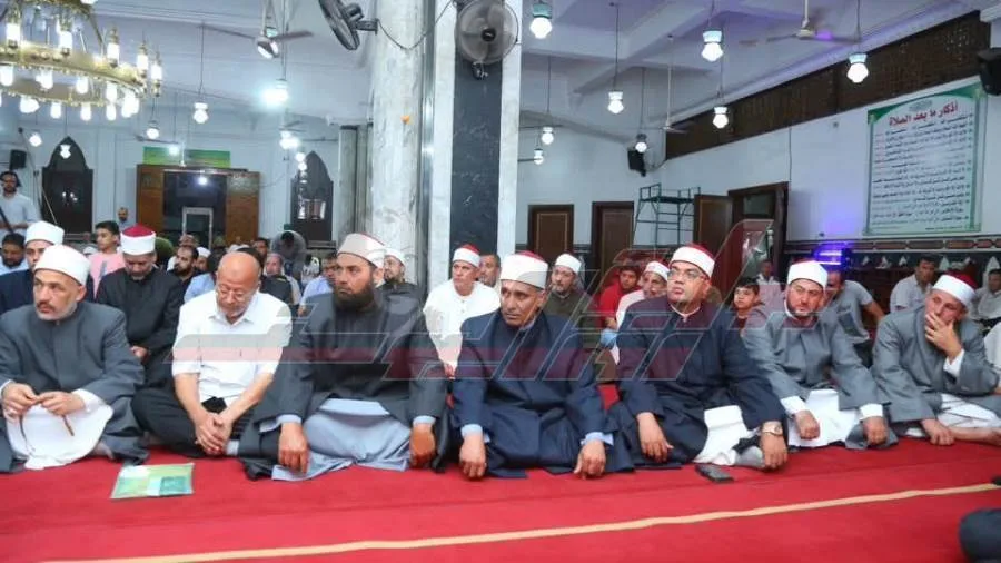 محافظ كفر الشيخ يحتفل بمناسبة بداية العام الهجري الجديد 1447 هـ محافظ كفر الشيخ يحتفل بمناسبة بداية العام الهجري الجديد 1447 هـ