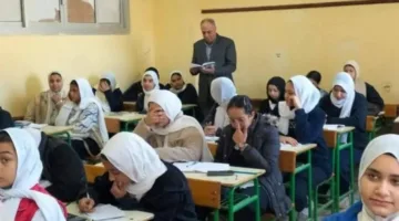 تسرب امتحان مادة التاريخ للثانوية العامة 2025 يثير الجدل على وسائل التواصل قبل انطلاق الامتحان.. هل الأسئلة المتداولة صحيحة؟