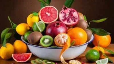 فواكه تعمل على تنظيف معدتك بلطف وتجدد نشاطك وحيويتك