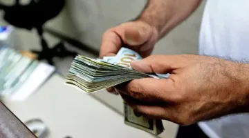 تحذير من الصرافين بشأن التعامل مع ‘حزب الله’