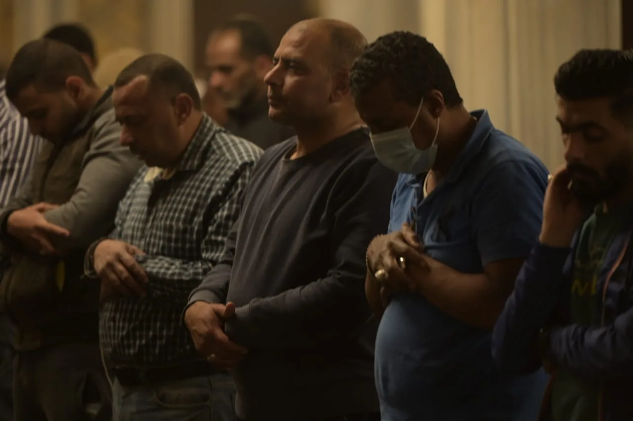 الإفتاء تشرح أهمية صلاة الجنازة لأكثر من متوفى | قيراط من الأجر