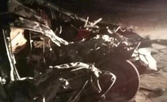 مأساة أليمة في المنيا: وفاة الأب متأثراً بجراحه بعد ساعات من فقدانه لزوجته وطفلتيه في حادث تصادم.