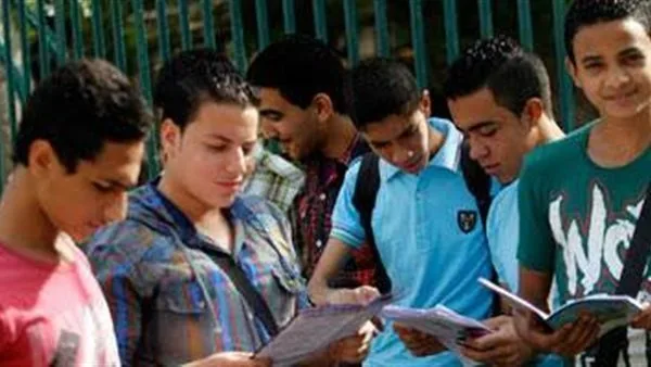 اليوم.. طلاب الثانوية العامة يختبرون في مادتي الفيزياء والتاريخ اليوم.. طلاب الثانوية العامة يختبرون في مادتي الفيزياء والتاريخ
