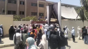 استئناف عمليات تفتيش الطلاب قبل لجان امتحانات الثانوية العامة
