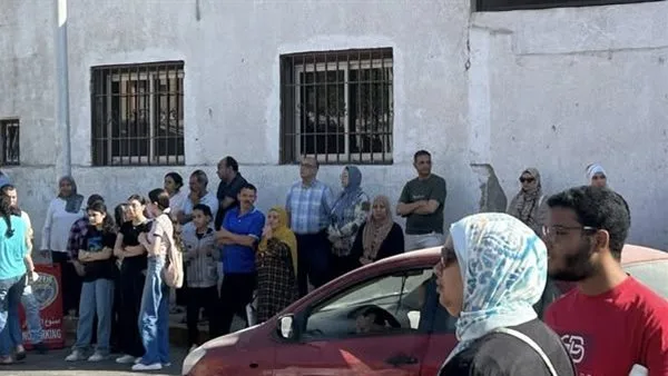 توتر بين طلاب الثانوية العامة في الدقهلية قبل امتحان الفيزياء والتاريخ توتر بين طلاب الثانوية العامة في الدقهلية قبل امتحان الفيزياء والتاريخ