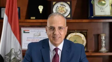 وزير الري يستعرض جهود تبسيط إجراءات منح تراخيص المياه الجوفية