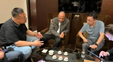 عصمت يتباحث مع شركة “سانجرو” الصينية لإنشاء مصنع لتخزين الطاقة والأنظمة الكهربائية في مصر.
