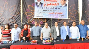 محافظ أسيوط إلى سكان “نجع سبع”: أنتم جزء من عملية التنمية وسنعمل معًا من أجل المستقبل.