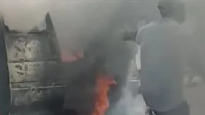 تفحم ميكروباص في حادث تصادم على محور 26 يوليو.. والإسعاف تتولى نقل المصابين تفحم ميكروباص في حادث تصادم على محور 26 يوليو.. والإسعاف تتولى نقل المصابين