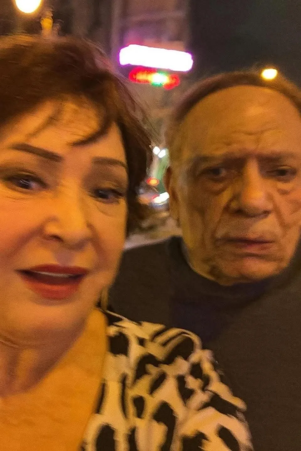 عاجل.. لبلبة توضح لـ “مصر تايمز” ملابسات صورتها المتداولة مع عادل إمام في شوارع القاهرة ليلاً عاجل.. لبلبة توضح لـ “مصر تايمز” ملابسات صورتها المتداولة مع عادل إمام في شوارع القاهرة ليلاً