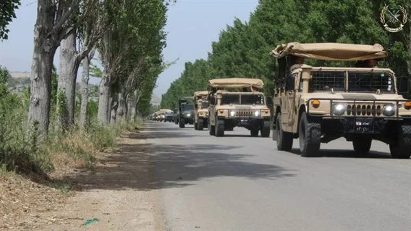 الجيش يعتقل 7 أفراد ويصادر أسلحة في هذه المنطقة الجيش يعتقل 7 أفراد ويصادر أسلحة في هذه المنطقة
