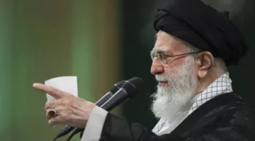 خامنئي يثني على “نجاح” إيران في صراعها ضد إسرائيل: ينبغي تهنئة الإيرانيين بعد انتصارهم على الكيان الوهمي.