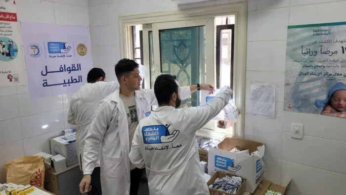فحص 2888 مريضًا ضمن قوافل طبية شاملة في قرى دشنا وقوص بمحافظة قنا