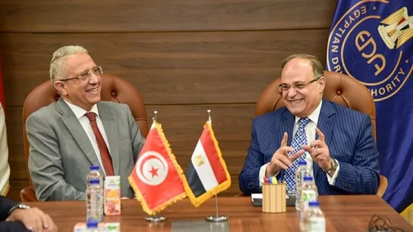 مصر وتونس تعززان التعاون في القطاع الدوائي الإفريقي: شراكة استراتيجية لتعزيز الأمن الصحي وإنتاج الأدوية.