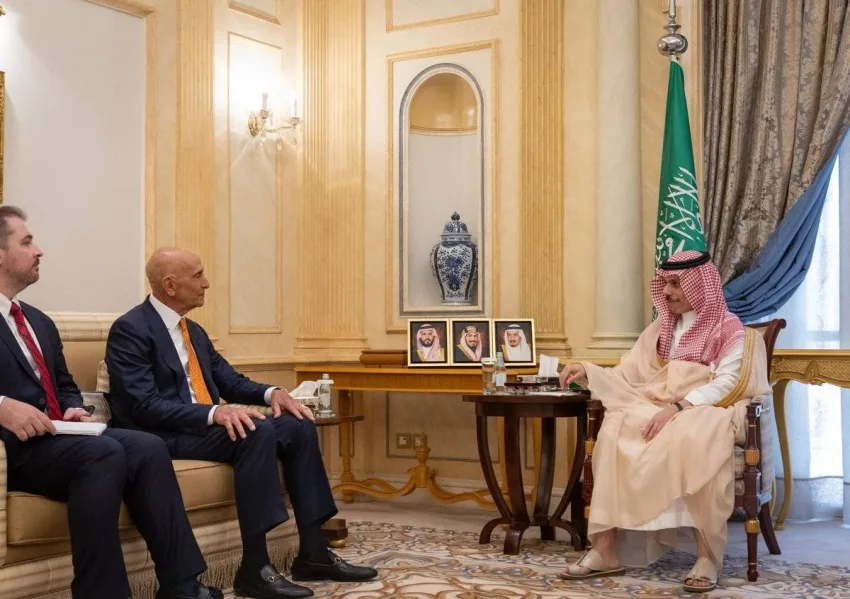وزير الخارجية يستقبل المندوب الأمريكي الخاص بسوريا