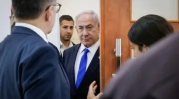 نتنياهو يعبر عن امتنانه لترامب بسبب اقتراحه بإلغاء محاكمته بتهم الفساد.. جدل كبير في إسرائيل.. انقسامات بين مؤيد ومعارض للتدخل الأمريكي