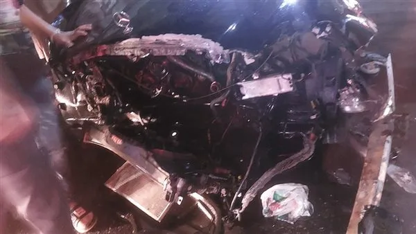 حادثة تحطم سيارة نائب برلماني بسبب ‘لعبة ميكانيكي’ تسبب فوضى في فيصل