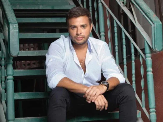 رامي صبري يتهيأ لإحياء حفله في مهرجان مراسي في هذا التاريخ
