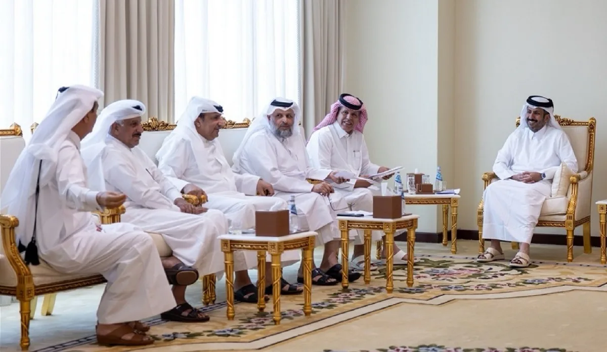 وزير التجارة يلتقي بمصنّعين قطريين لبحث أبرز التحديات التي تواجههم