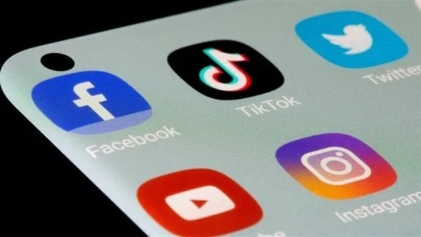 عاجل.. الحل لاحتواء الفتنة: خبراء ينبهون إلى مخاطر شائعات وسائل التواصل الاجتماعي كأداة لتقويض الثقة في مؤسسات الدولة. عاجل.. الحل لاحتواء الفتنة: خبراء ينبهون إلى مخاطر شائعات وسائل التواصل الاجتماعي كأداة لتقويض الثقة في مؤسسات الدولة.