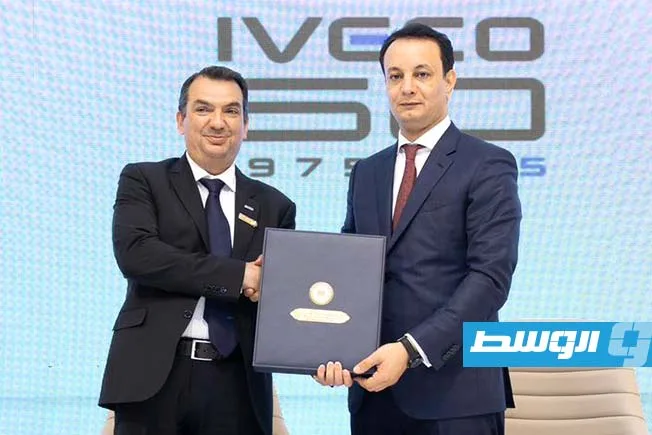 «صندوق التنمية» يبرم اتفاقيات مع 98 شركة إيطالية في منتدى بنغازي «صندوق التنمية» يبرم اتفاقيات مع 98 شركة إيطالية في منتدى بنغازي