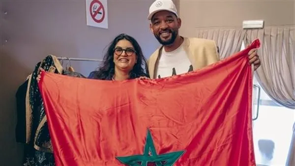 ويل سميث يضيء منصة موازين بزيه المغربي وقميص منتخب الوطن (صور)