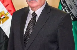 مسيرة مثيرة: من هو المستشار حسين مدكور، رئيس قضايا الدولة؟