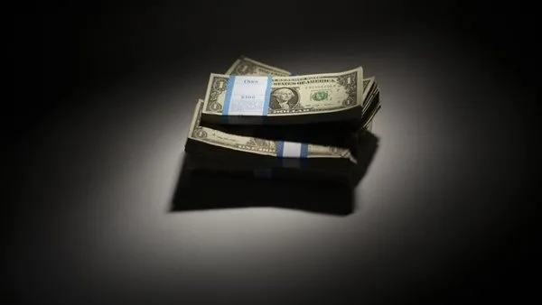 تحديث اليوم: الأسعار الحالية للدولار في البنوك ومحلات الصرافة تحديث اليوم: الأسعار الحالية للدولار في البنوك ومحلات الصرافة