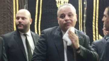 شخصيات سياسية وفنية عامة تشارك في جنازة والد الفنان تامر عبدالمنعم