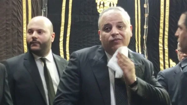 شخصيات سياسية وفنية عامة تشارك في جنازة والد الفنان تامر عبدالمنعم شخصيات سياسية وفنية عامة تشارك في جنازة والد الفنان تامر عبدالمنعم