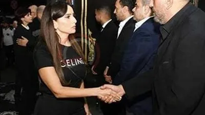 زينة وهاني رمزي في المقدمة.. فنانون بارزون يحضرون عزاء والد تامر عبد المنعم