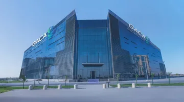 المملكة تضمن سلاسة حركة الطيران من خلال استغلال مجالاتها الجوية رغم التصاعد المتزايد في التوترات.