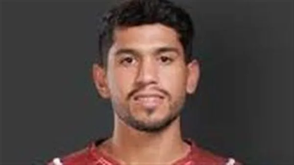 الأهلي يتعاقد مع محمد شكري من سيراميكا كليوباترا وثلاثة لاعبين من الأحمر في الصفقة.