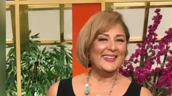 فاطمة البودى تستعرض خلفيات تجربتها من التحاليل الطبية إلى إنشاء دار نشر فاطمة البودى تستعرض خلفيات تجربتها من التحاليل الطبية إلى إنشاء دار نشر