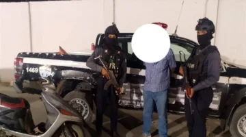 إلقاء القبض على شخص يحمل مواد مخدرة في الديوانية