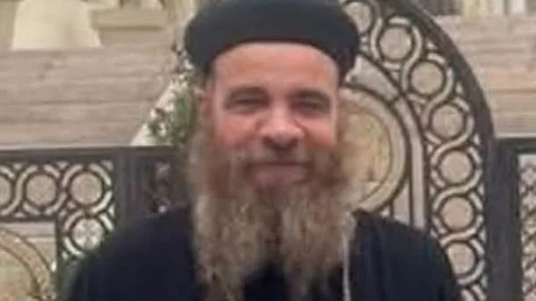 وفاة كاهن من إيبارشية ملوي في حادث مروري.. والبابا تواضروس يعبر عن تعازيه