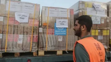 منظمة الصحة العالمية تُدخل أولى المساعدات الطبية إلى غزة منذ بداية مارس