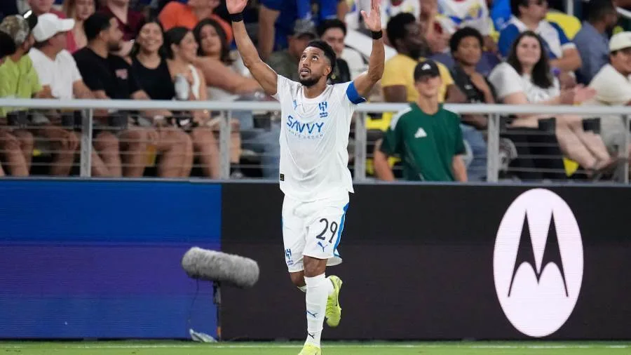 عاجل.. الهلال يحقق إنجازًا تاريخيًا في العالم العربي وريال مدريد يستمر في السيطرة على مونديال الأندية عاجل.. الهلال يحقق إنجازًا تاريخيًا في العالم العربي وريال مدريد يستمر في السيطرة على مونديال الأندية