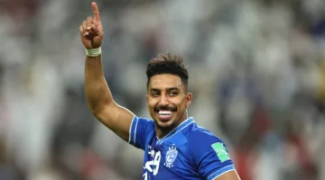 سالم الدوسري يبرز كأفضل لاعب في مباراة الهلال ضد باتشوكا في كأس العالم للأندية