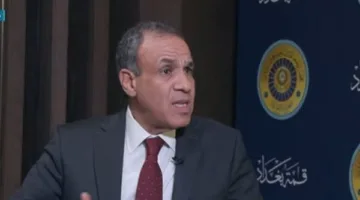 وزير الخارجية: من الضروري إيجاد حل عادل ودائم للقضية الفلسطينية من خلال إقامة دولتين.