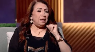 قصة عبير عادل: سائقة تتبنى طفلة وتبدأ حياة جديدة بعيدًا عن ماضيها