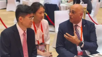 رحمي والنجار ينظمان اجتماعات ثنائية لتعزيز التعاون الاقتصادي وتبادل خبرات دعم المشاريع الصغيرة