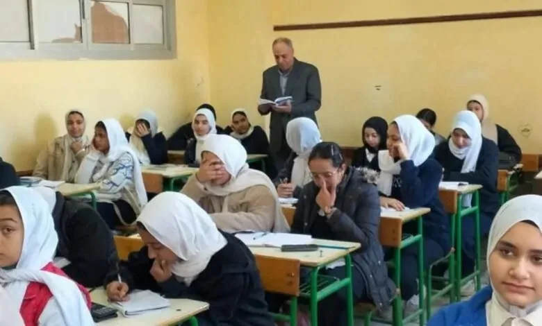 نقدم مواعيد امتحانات الدور الثاني لعام 2025 لصفوف النقل والشهادة الإعدادية. نقدم مواعيد امتحانات الدور الثاني لعام 2025 لصفوف النقل والشهادة الإعدادية.